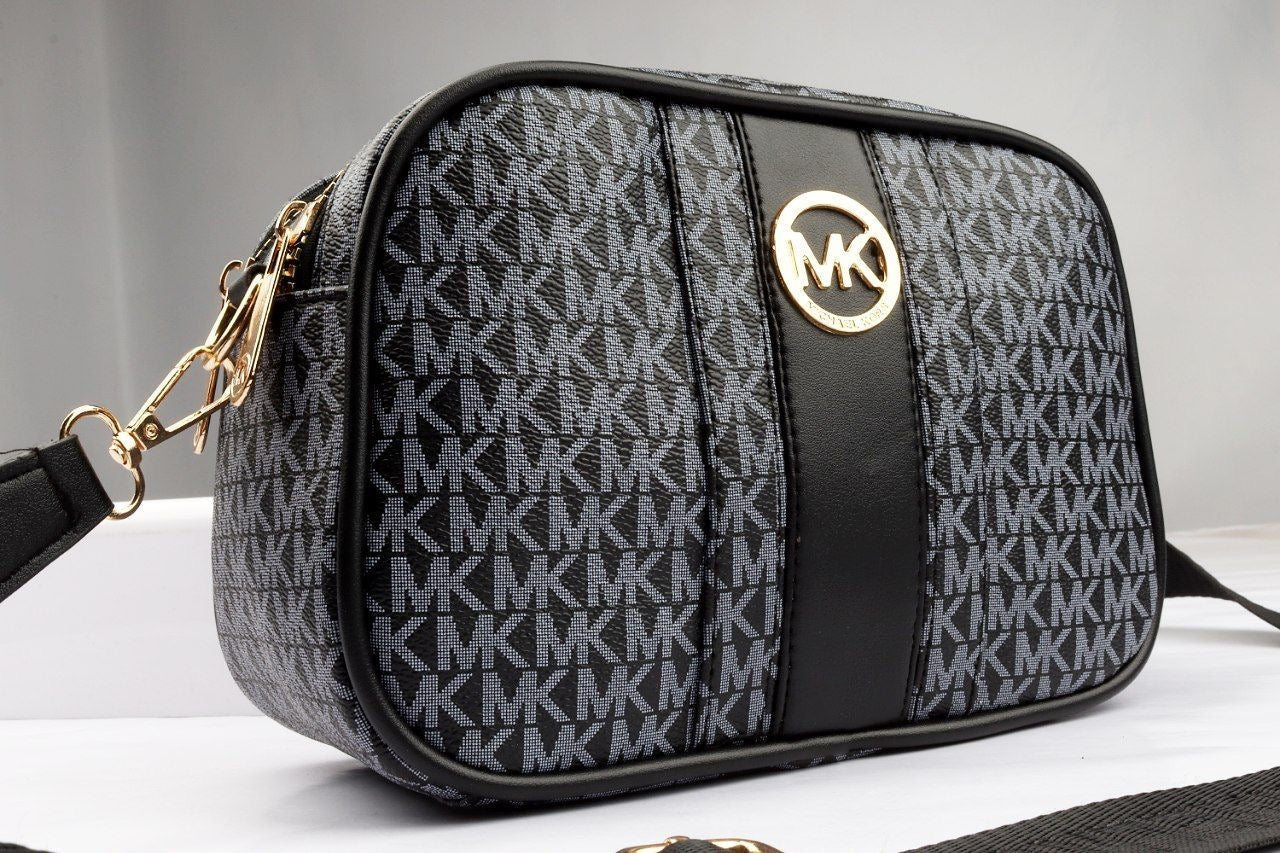 MK cross bodybag