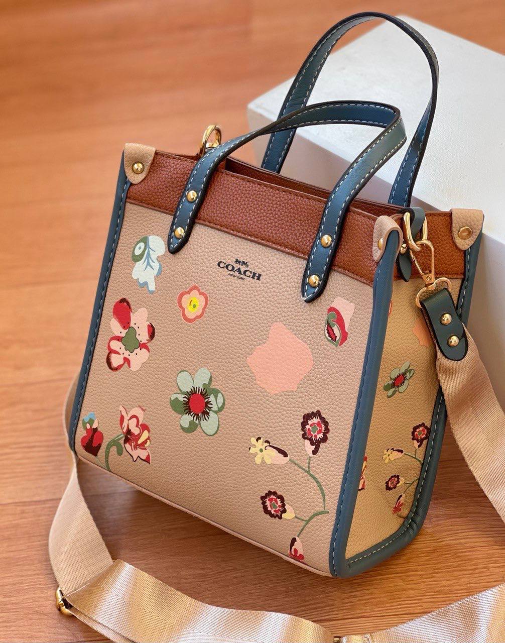 Coach Tote bag