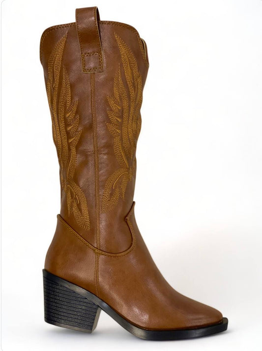 Zendaya cowboy highknee boots